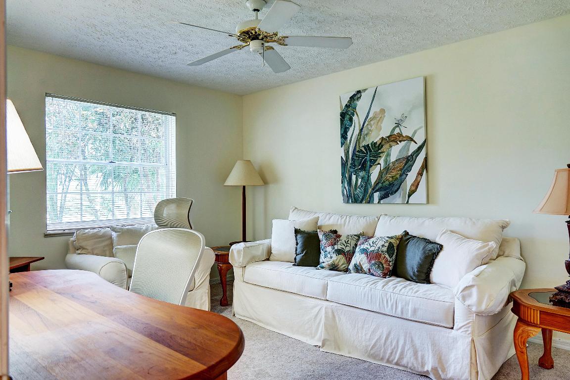 RIVERS EDGE - Residential