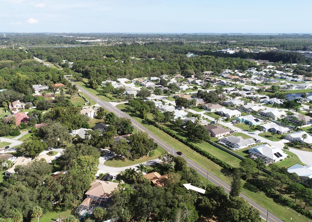 RIVERS EDGE - Residential