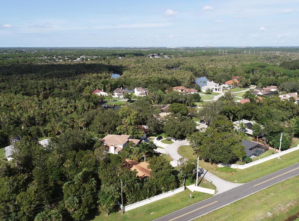 RIVERS EDGE - Residential