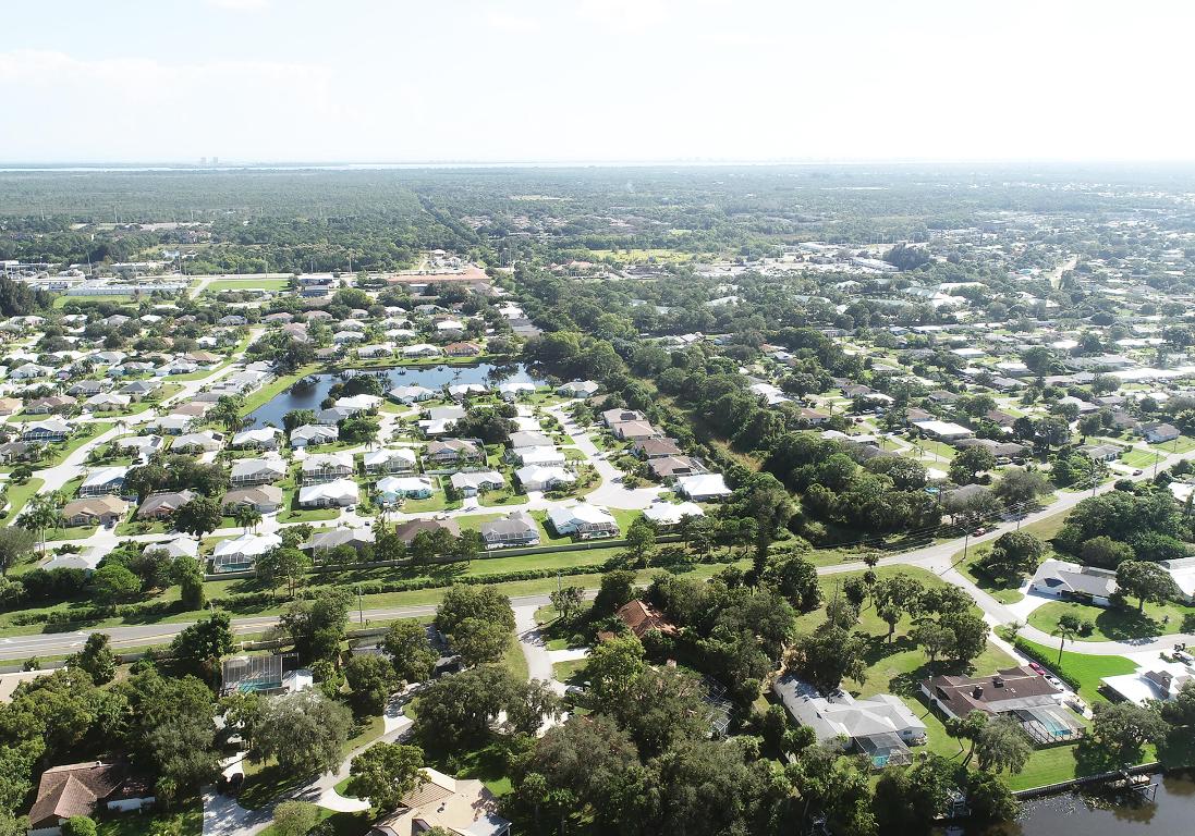 RIVERS EDGE - Residential