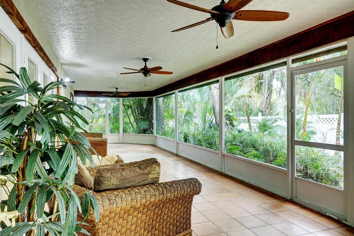 RIVERS EDGE - Residential