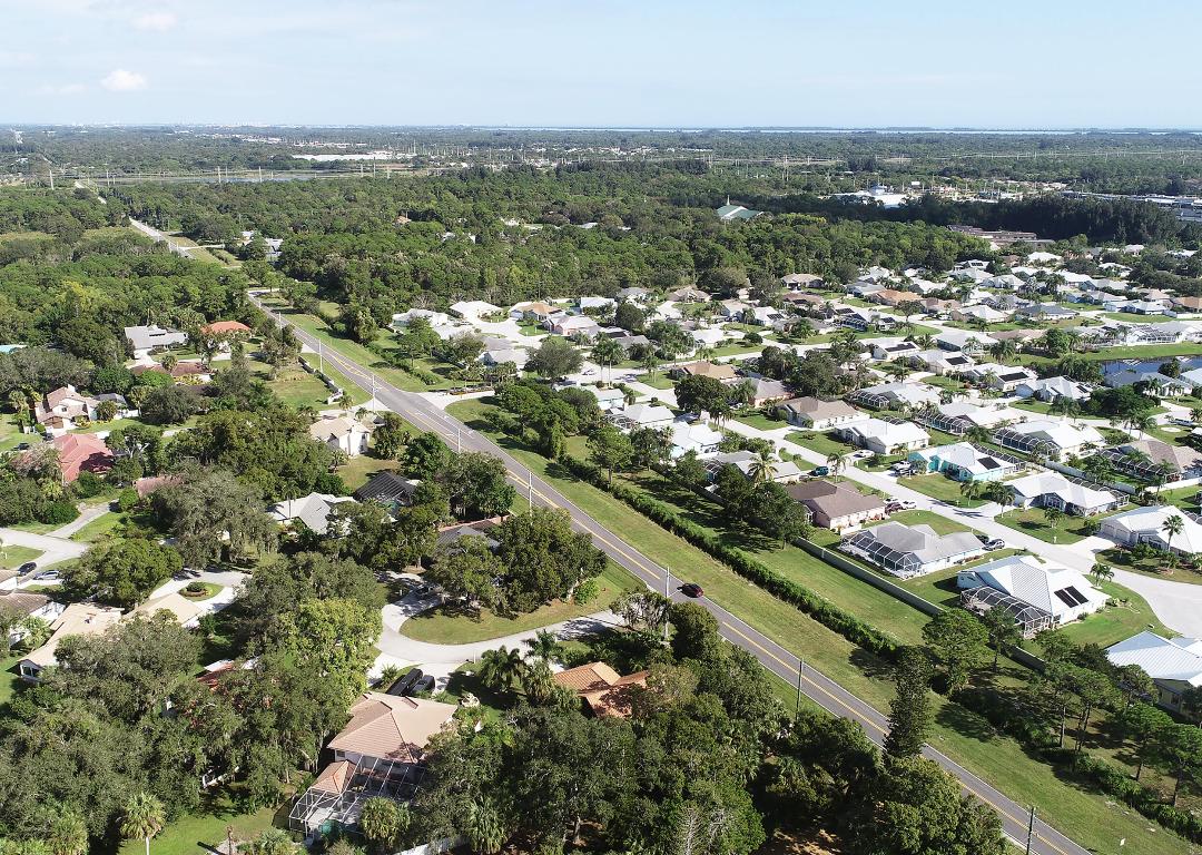 RIVERS EDGE - Residential