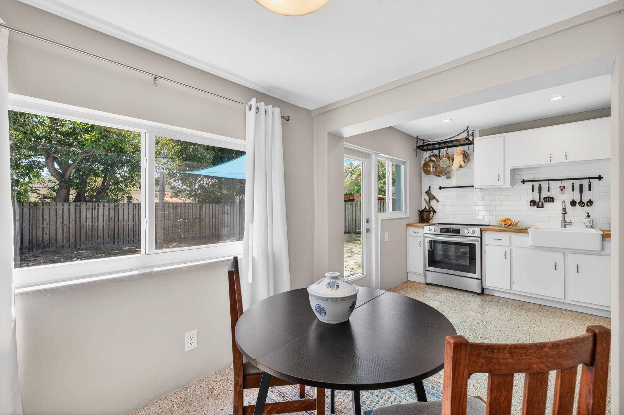 NORTH ANDREWS TERRACE - Residential