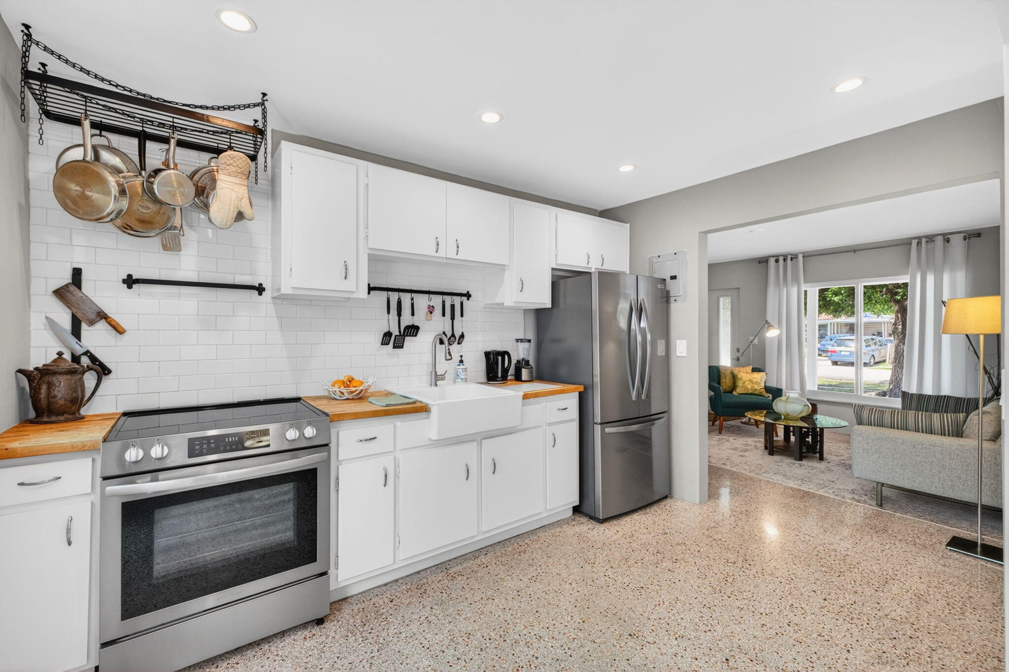 NORTH ANDREWS TERRACE - Residential