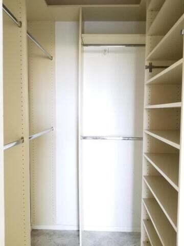 HYPOLUXOS MARINERS CAY CONDO - Residential