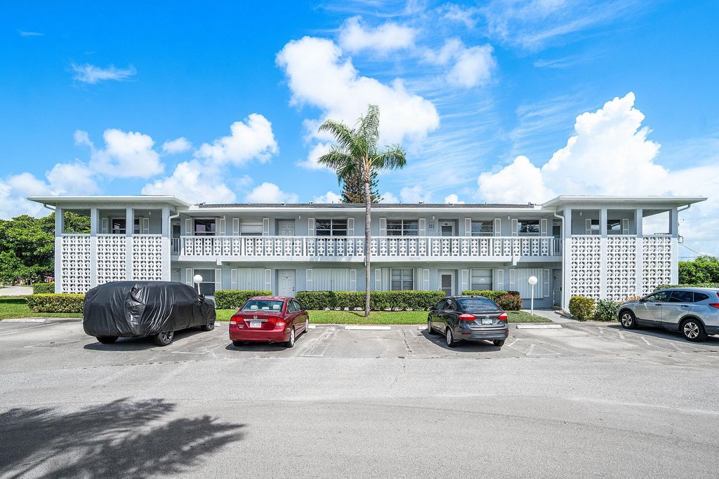 Photo of 2835 SW 13th Street #202, Delray Beach, FL 33445 (MLS # B26030468)