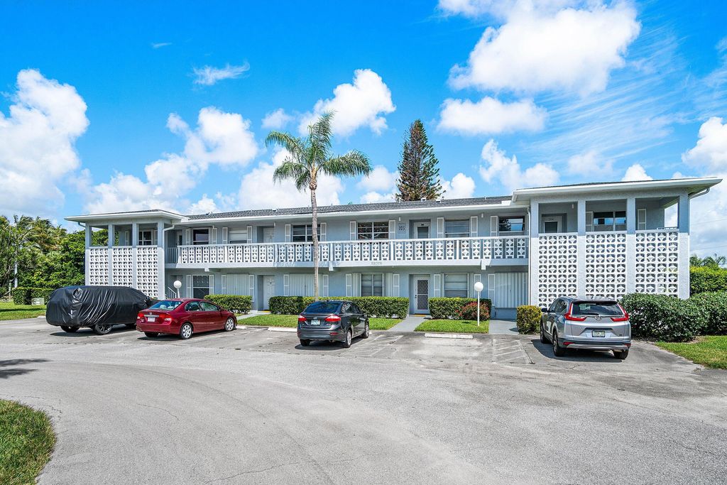 Photo of 2835 SW 13th Street #202, Delray Beach, FL 33445 (MLS # B26030468)