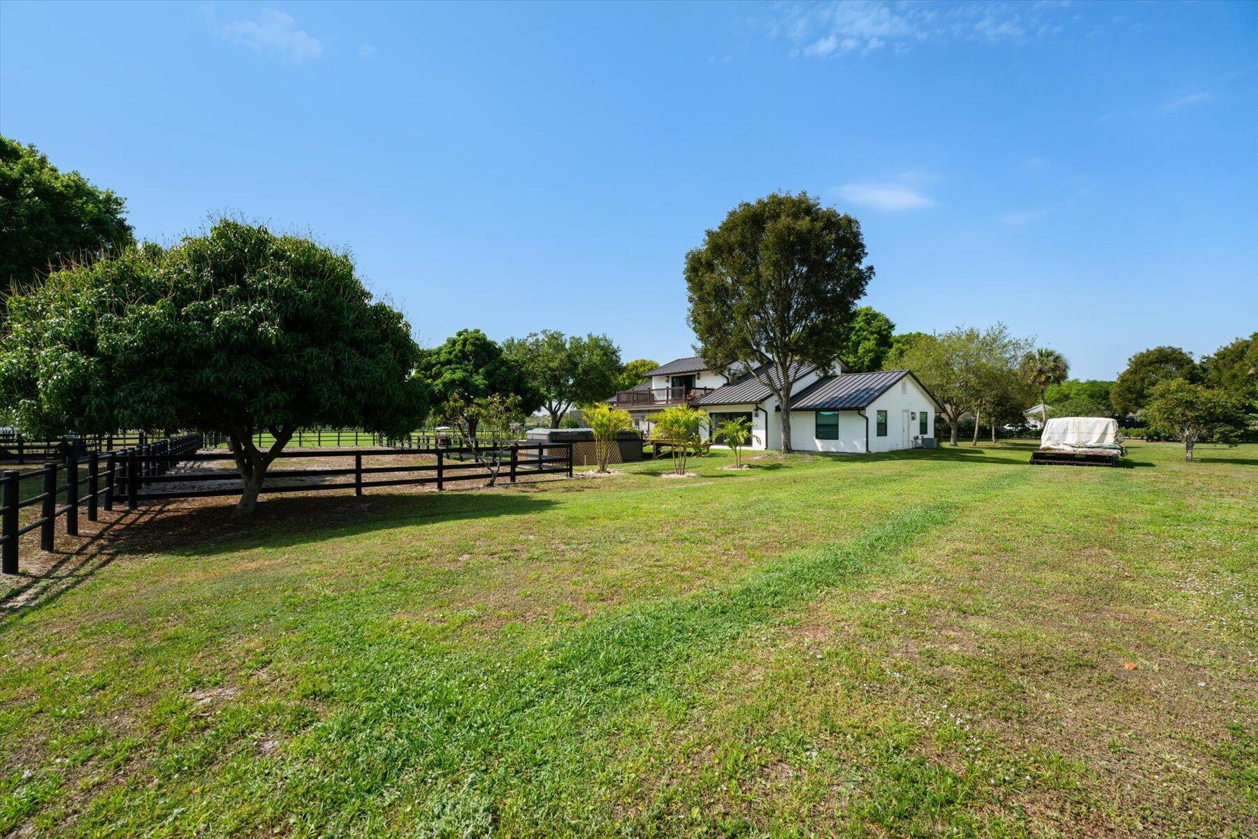 SADDLE TRAIL PARK OF WELL - Residential Lease