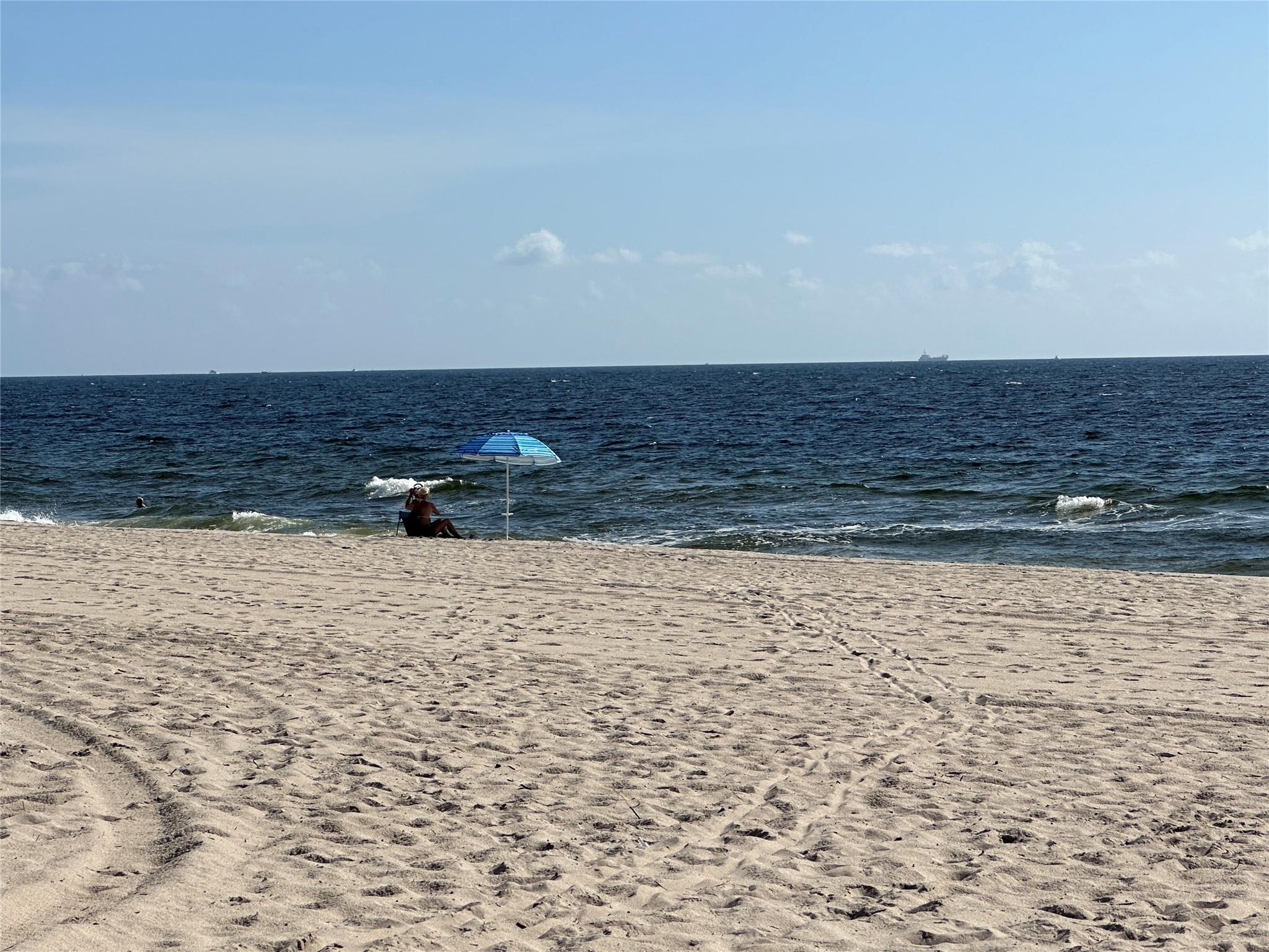 Lakeside 23-38 B - Residential Lease