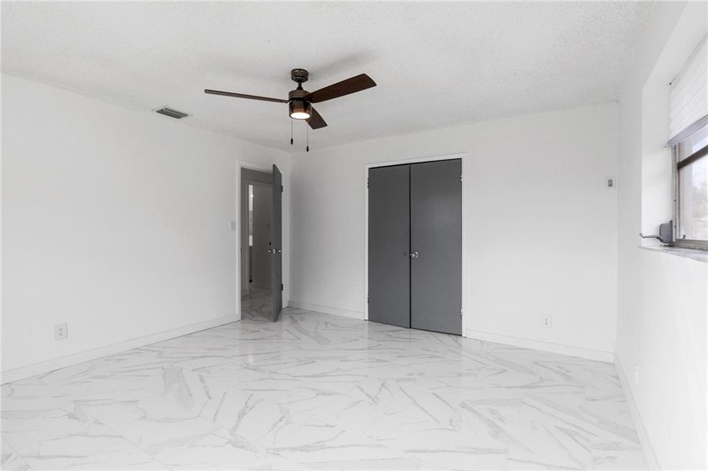Carver Heights 25-41 B - Residential