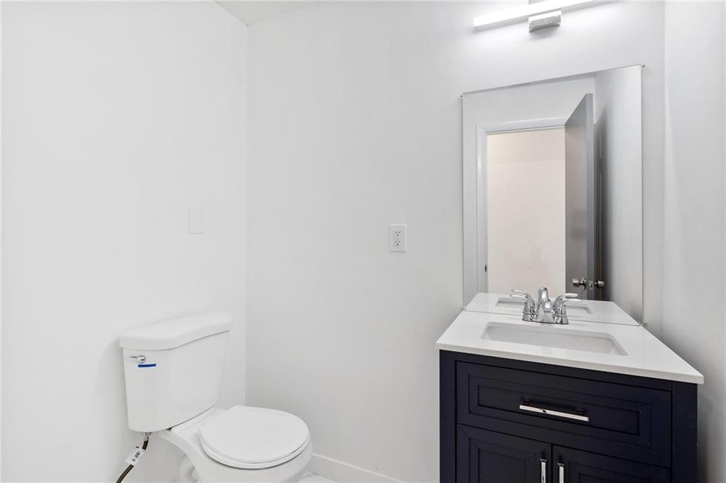 Carver Heights 25-41 B - Residential