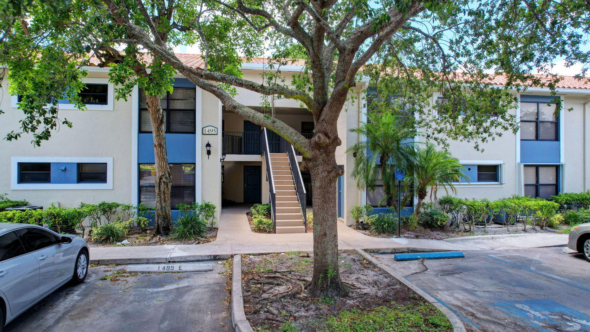 PALM BEACH GRANDE CONDO - Residential Lease