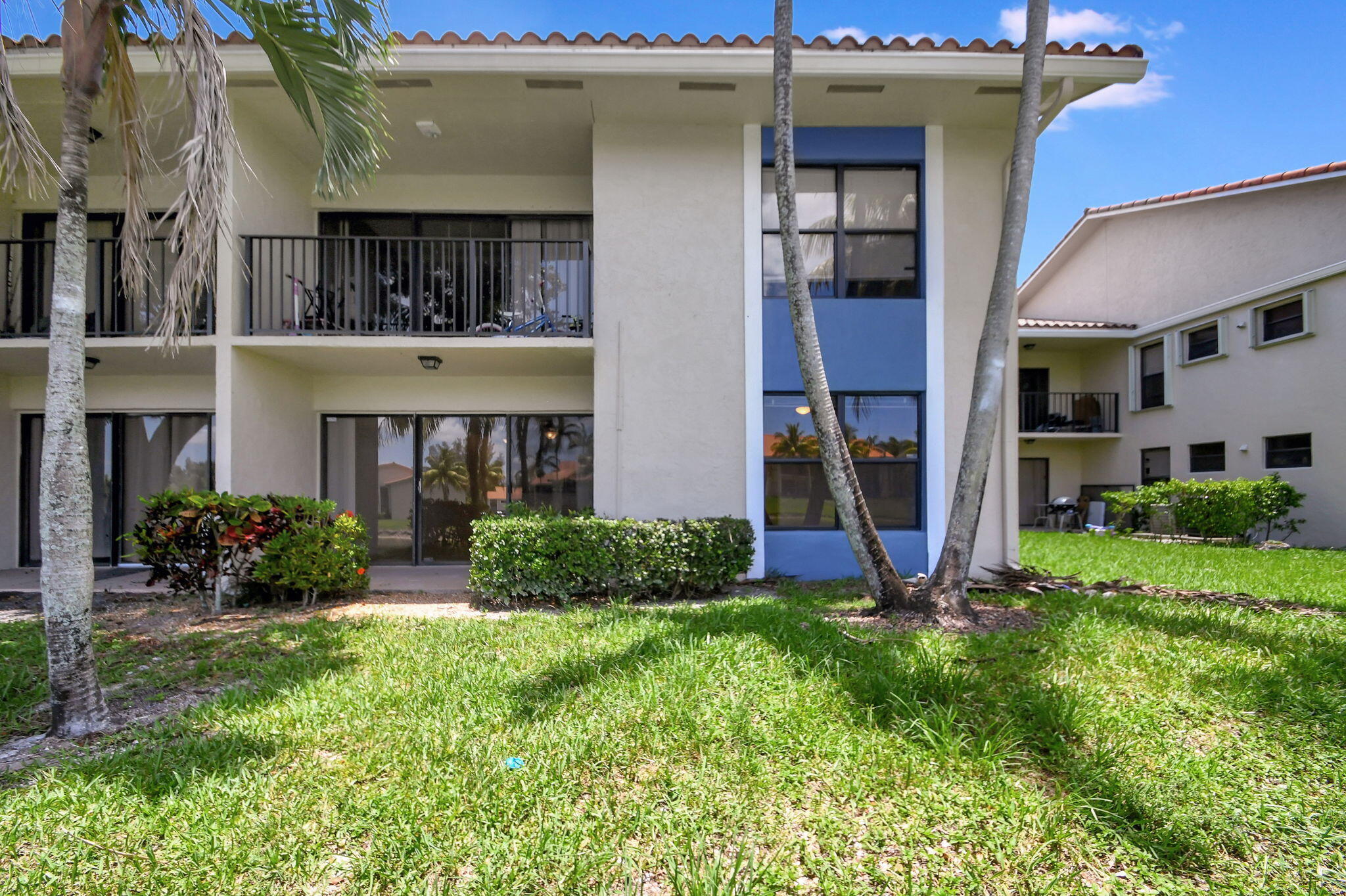 PALM BEACH GRANDE CONDO - Residential Lease