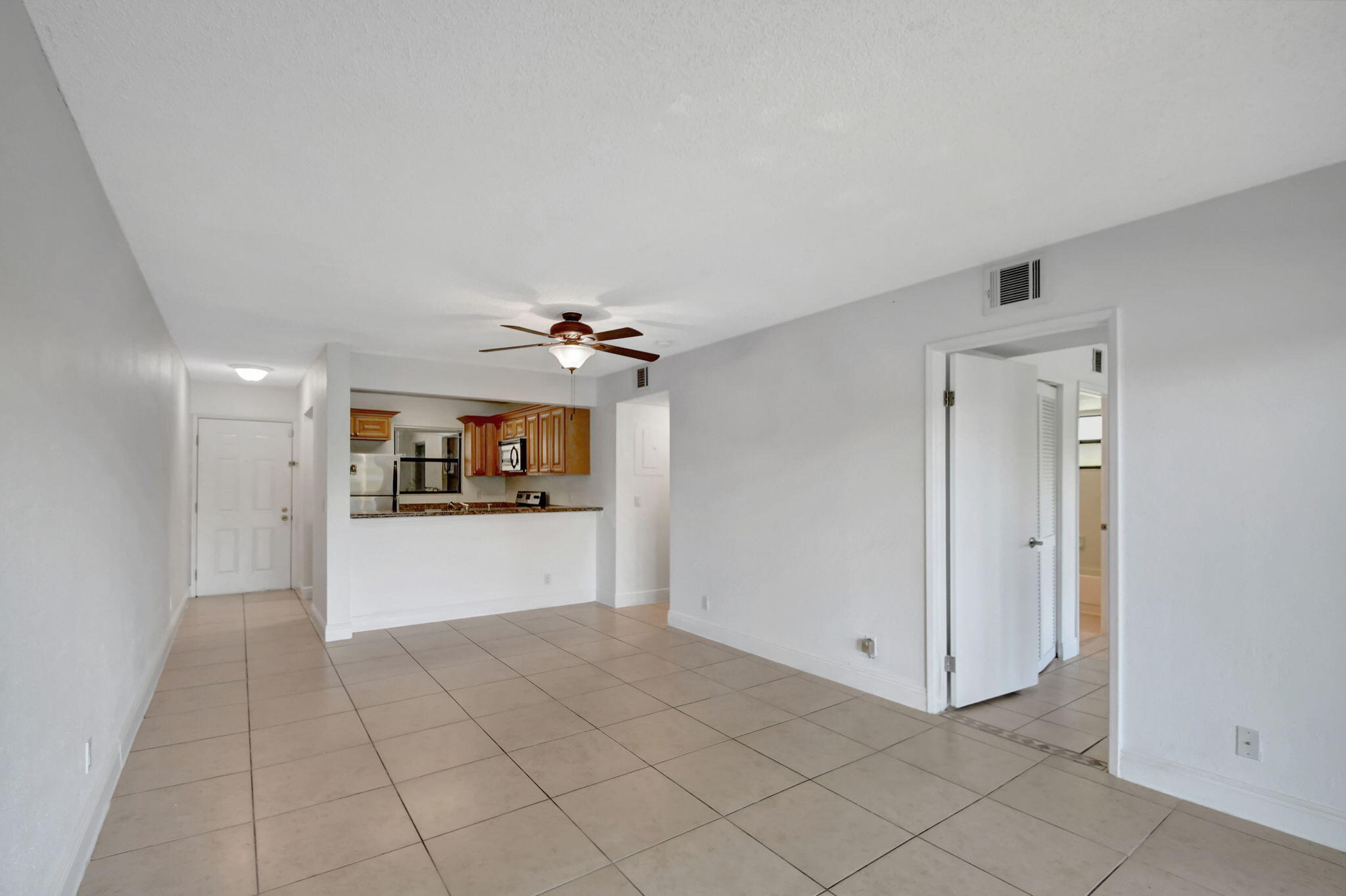 PALM BEACH GRANDE CONDO - Residential Lease