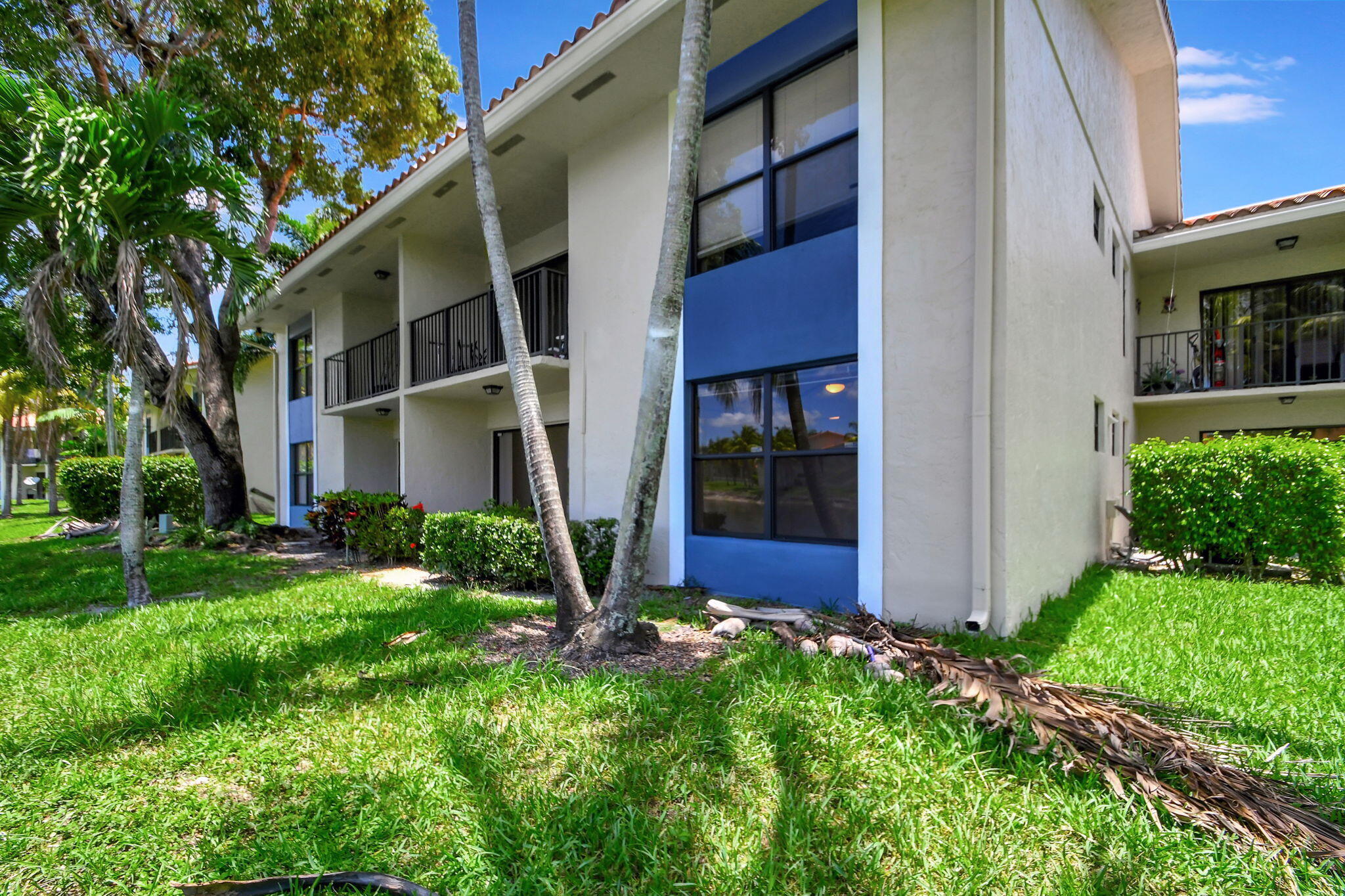 PALM BEACH GRANDE CONDO - Residential Lease