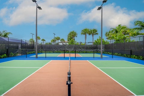 Tiny photo for 4486 Appleton Circle W, Oakland Park, FL 33309 (MLS # B26062562)