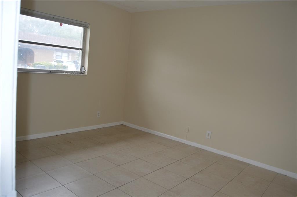 ACADEMY HILLS - Residential Lease