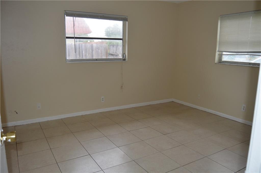 ACADEMY HILLS - Residential Lease