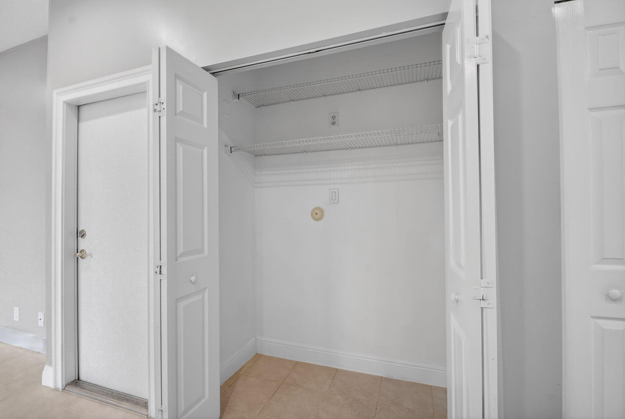 WELLINGTON TR 42B - Residential