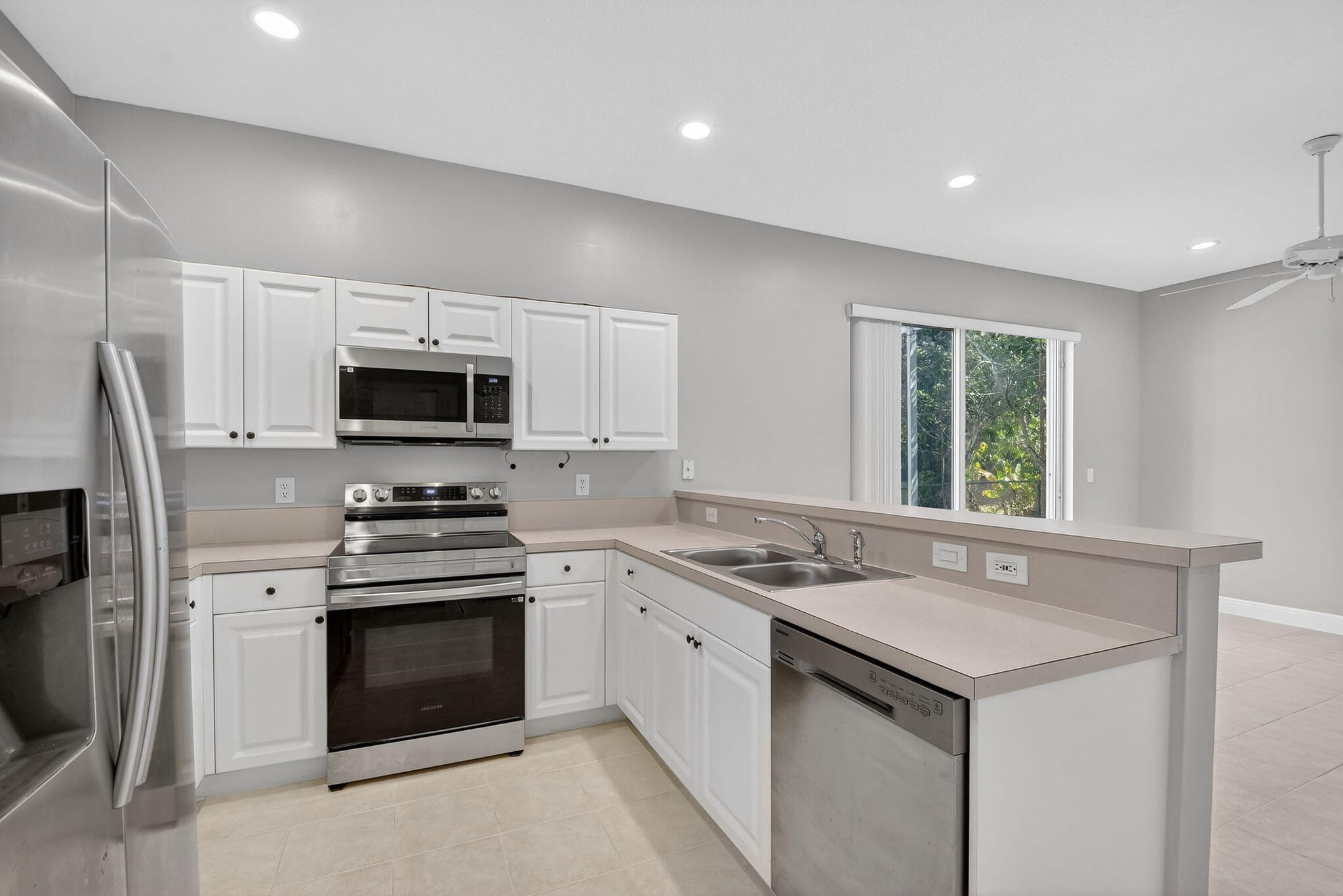 WELLINGTON TR 42B - Residential