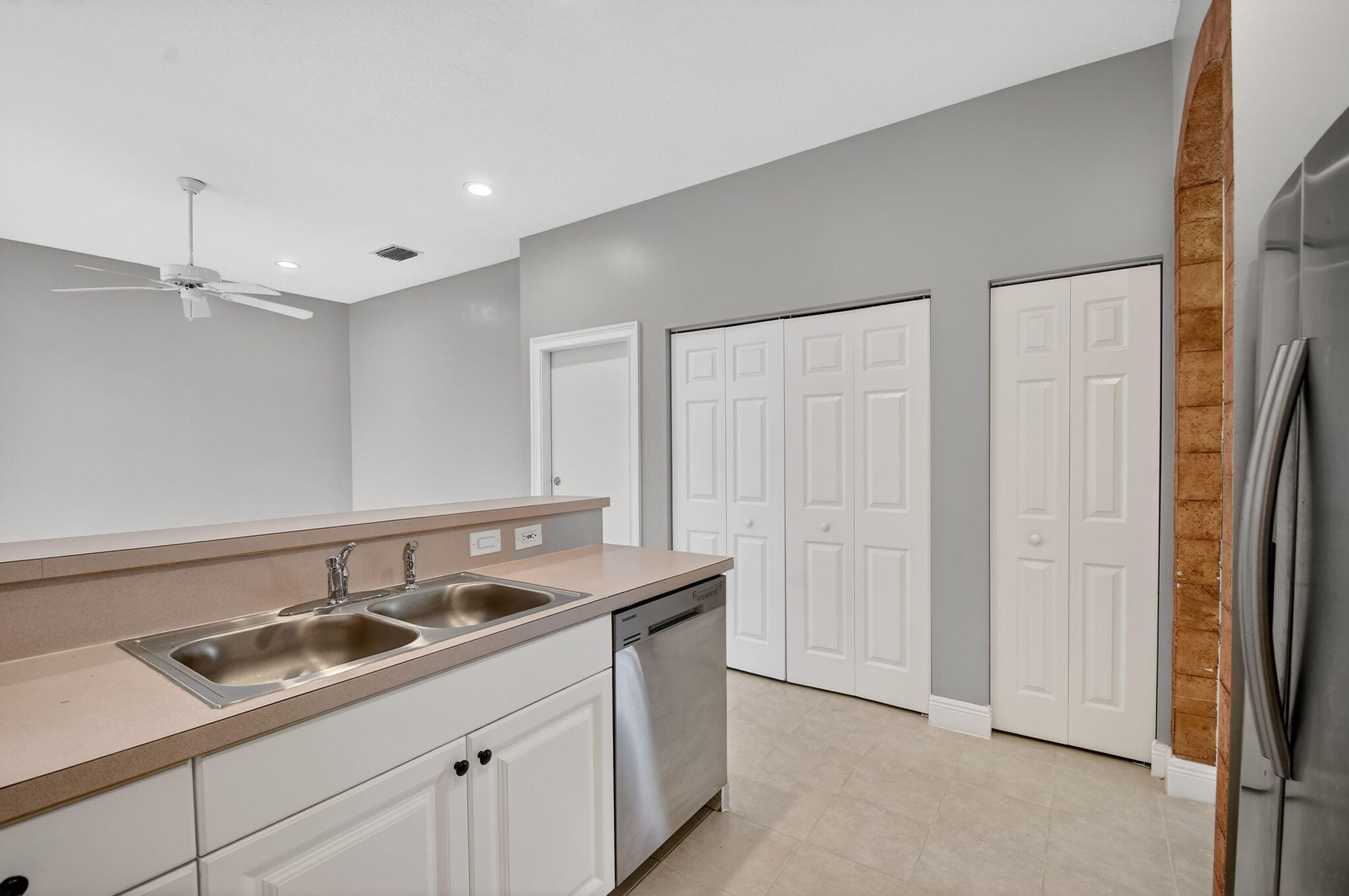 WELLINGTON TR 42B - Residential