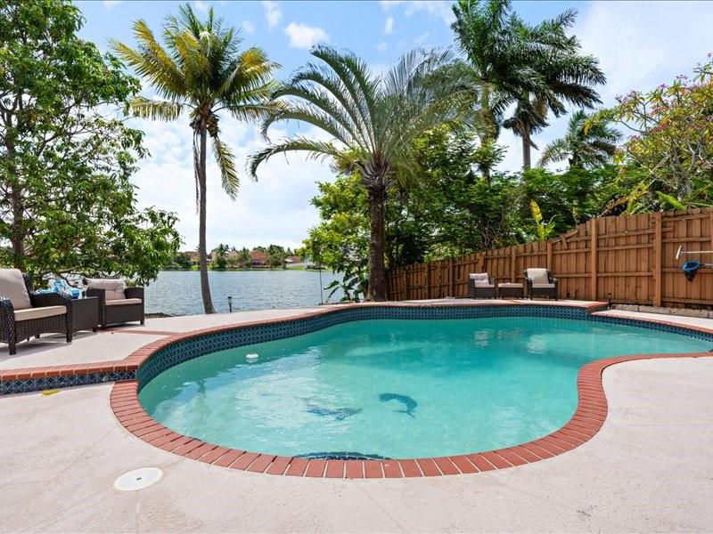Lakeside South - Residential