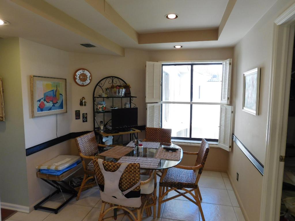 GLENEAGLES CONDO IV - Residential Lease