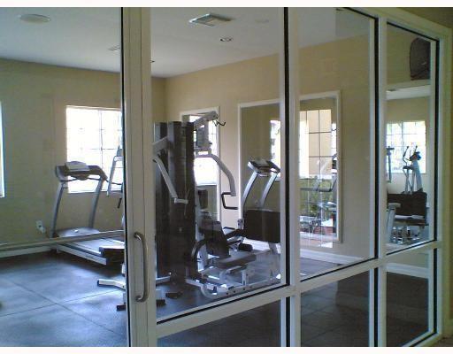 ROYAL GRANDE - Residential