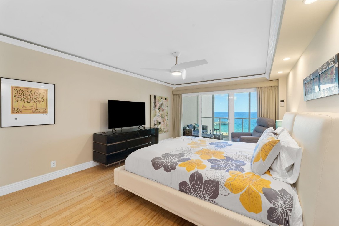 Sea Monarch - Residential