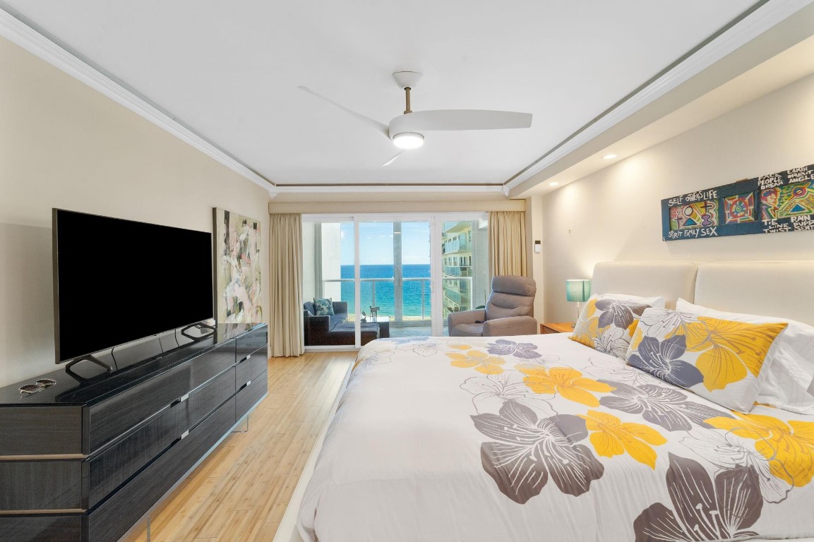 Sea Monarch - Residential