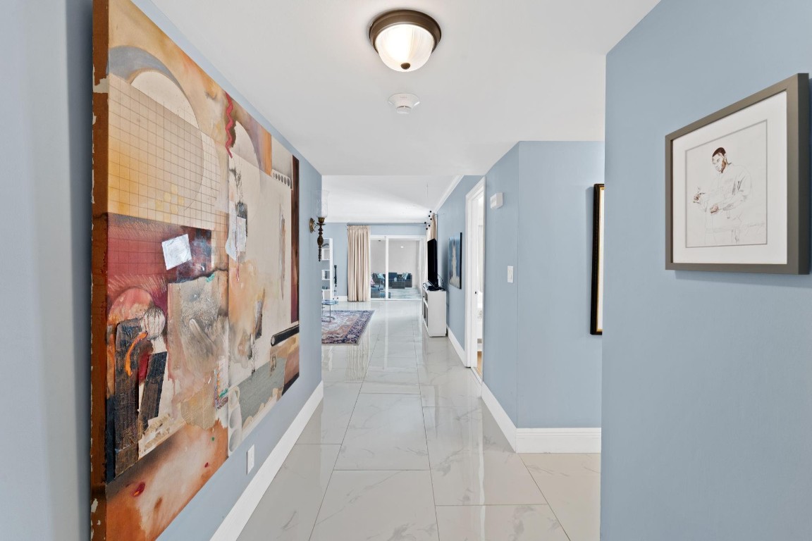 Sea Monarch - Residential