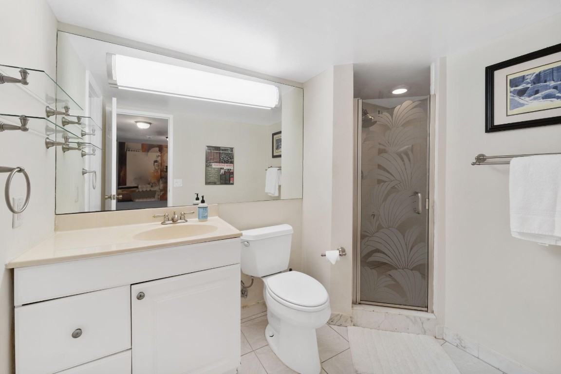 Sea Monarch - Residential