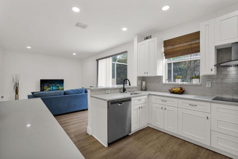Tiny photo for 527 NW 87TH Lane, Coral Springs, FL 33071 (MLS # B26055985)