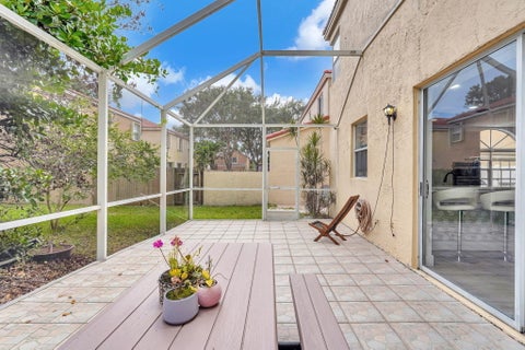 Tiny photo for 527 NW 87TH Lane, Coral Springs, FL 33071 (MLS # B26055985)