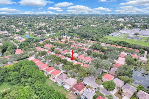 Tiny photo for 527 NW 87TH Lane, Coral Springs, FL 33071 (MLS # B26055985)