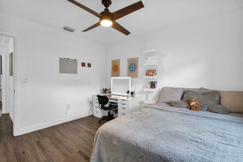 Tiny photo for 527 NW 87TH Lane, Coral Springs, FL 33071 (MLS # B26055985)