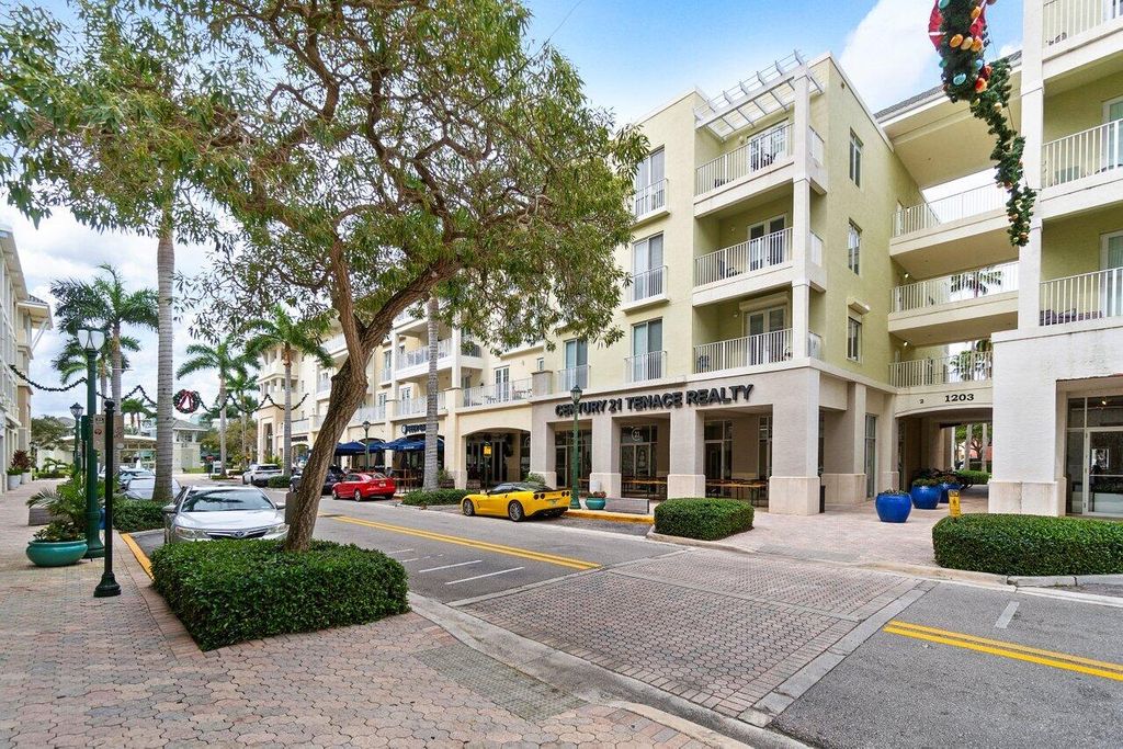 Photo of 1203 Town Center Drive #221, Jupiter, FL 33458 (MLS # R10925086)