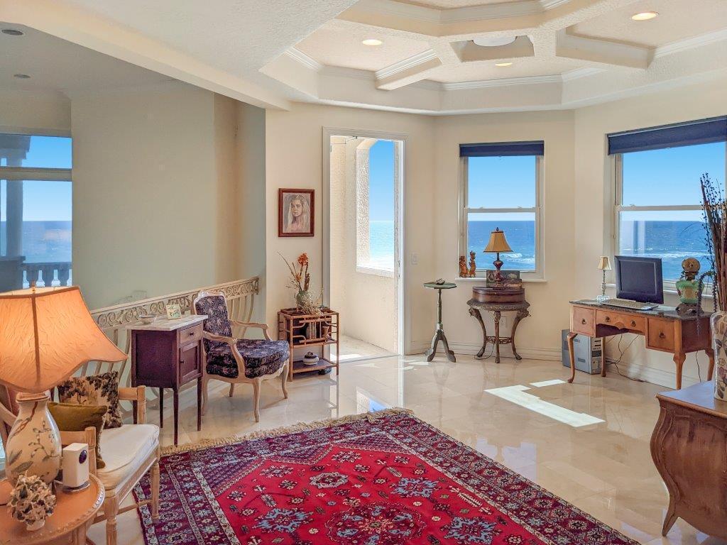 A PLAT OF BEACH HOUSE ESTATES - Residential