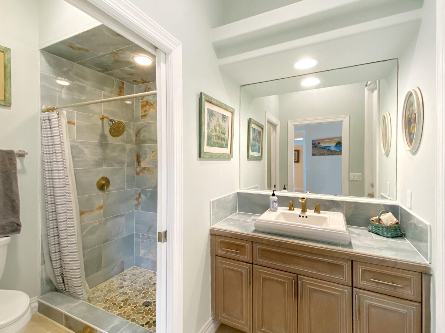 A PLAT OF BEACH HOUSE ESTATES - Residential