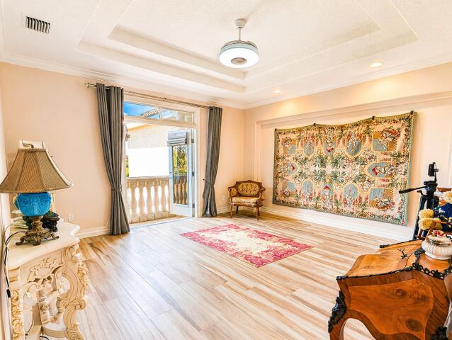 A PLAT OF BEACH HOUSE ESTATES - Residential