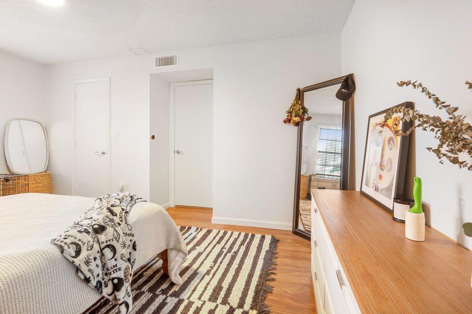 BAHIA AT DELRAY CONDO - Residential Lease