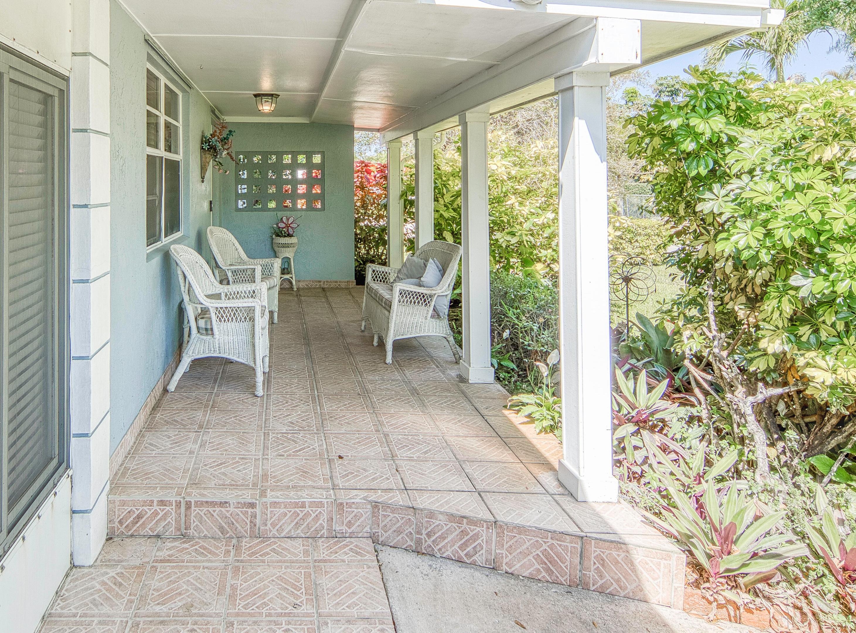 LAKE OSBORNE ESTATES 7 - Residential