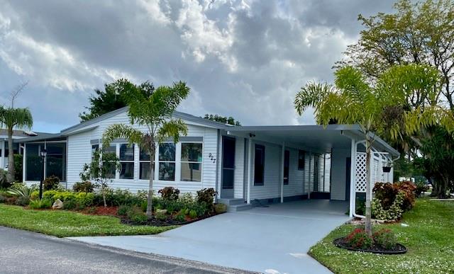 Single Family Home in Active, Friendly, Gated 55+ community. QUICK MOVE IN. Recently renovated 2Bed/2Bath, New Appliances and A/C. Full size Washer & Dryer, Large Screened Patio, Carport and Storage Room/shed. Located close to the Clubhouse and all Resort-style Amenities: Heated Pool, Fitness Center, Putting Green, Tennis, Weekly Social Events ... see Sunny South Estates website for a complete list of amenities. Perfect Boynton Beach location, close to everything ... shopping, restaurants, beach, I-95 ...