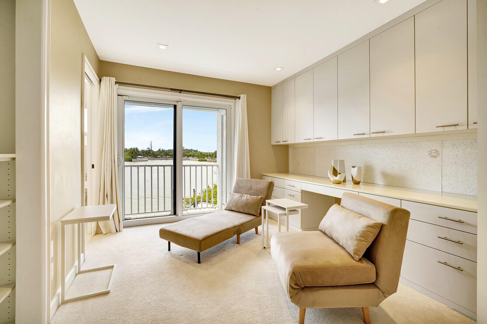 JUPITER HARBOUR - Residential