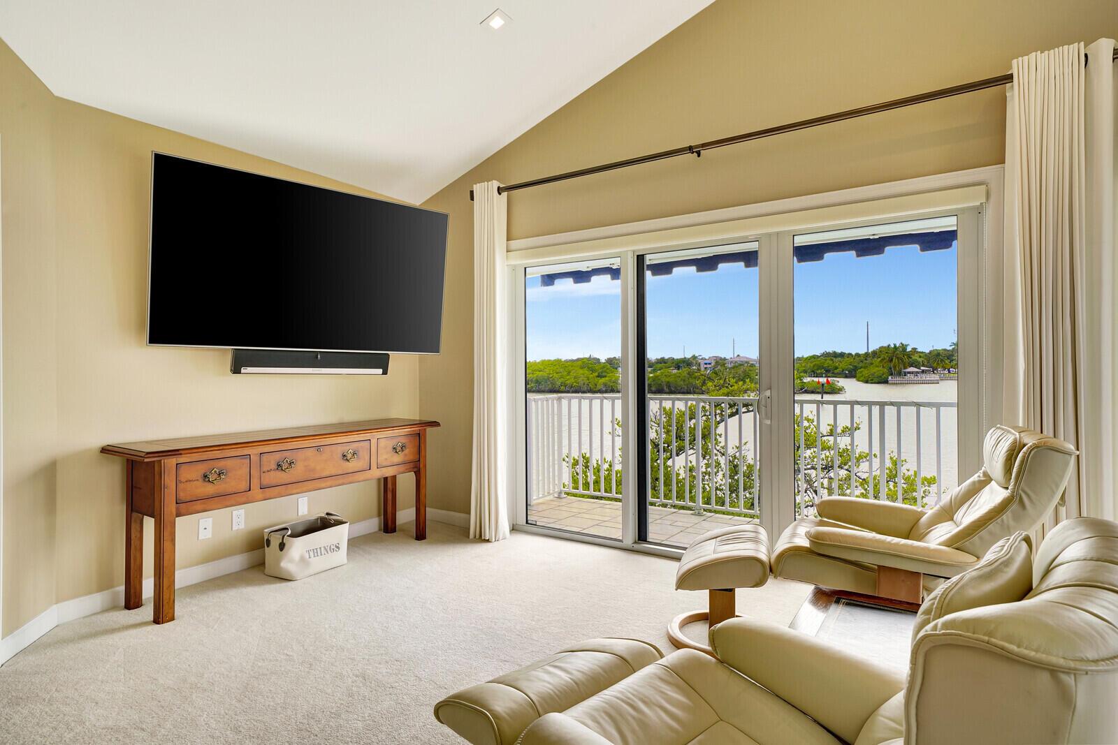 JUPITER HARBOUR - Residential