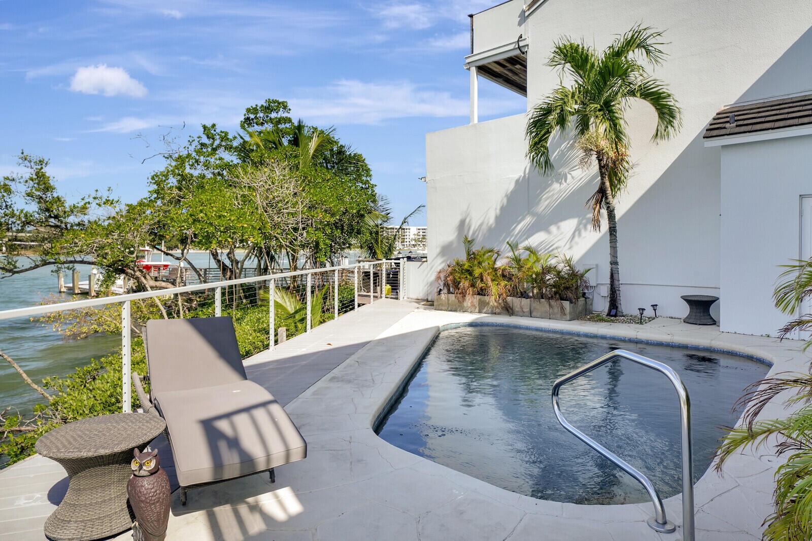 JUPITER HARBOUR - Residential