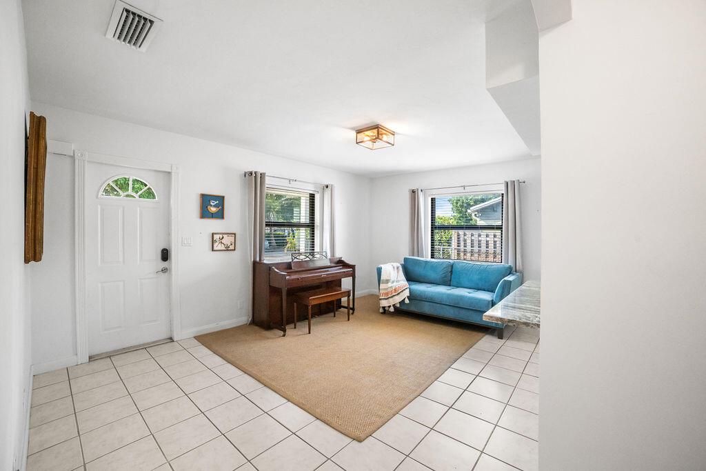 611 Monceaux Road