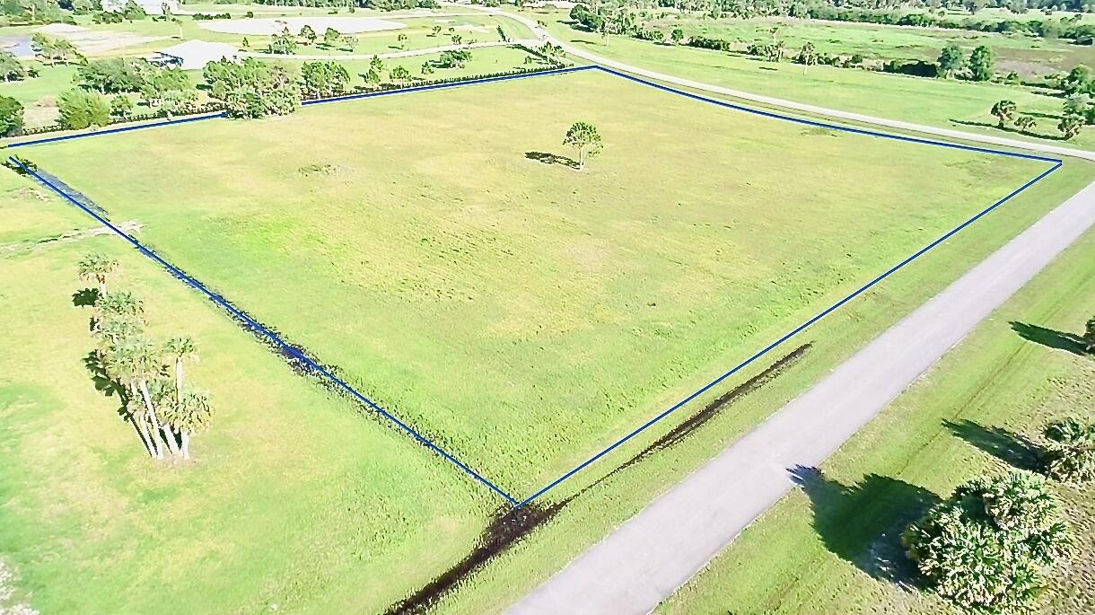 BRIDLEWOOD RANCHES - Land