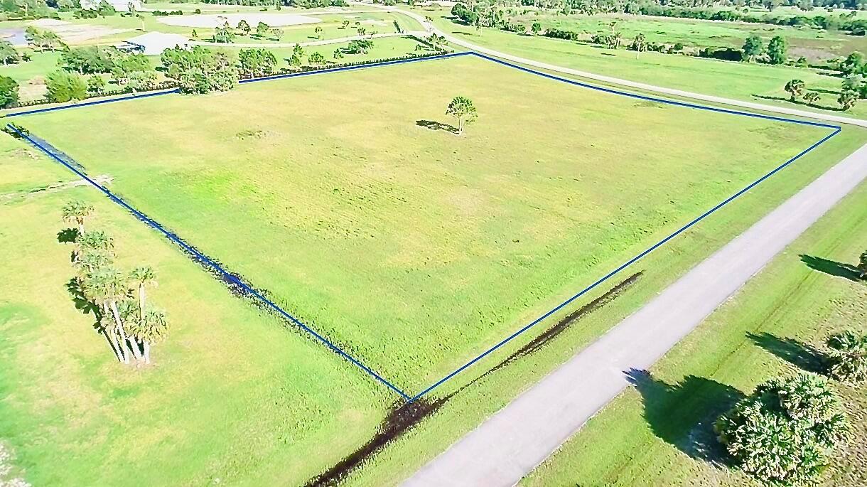 BRIDLEWOOD RANCHES - Land