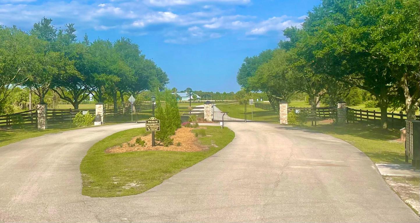 BRIDLEWOOD RANCHES - Land